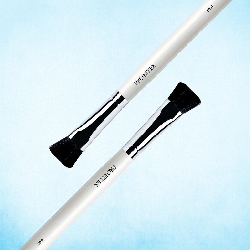 Small Flat Contour Brush (No 0037)