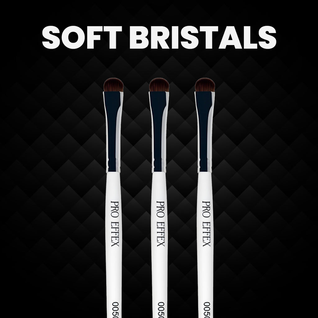 Cut Crease Brush (No 0050)